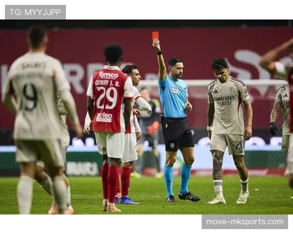 拉莫斯状态回暖，助力本菲卡再添关键胜利