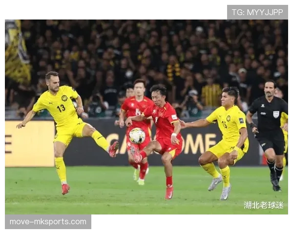 本赛季足球联赛新局面揭幕，球队竞争愈发激烈展现出强劲走势