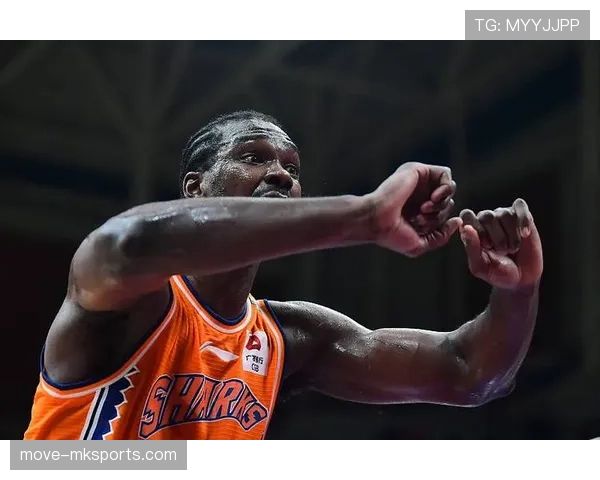 哈基姆·奥拉朱旺内线背身进攻效率远超当代中锋展现统治力